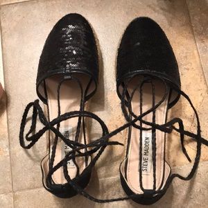 Closed toe flats with straps